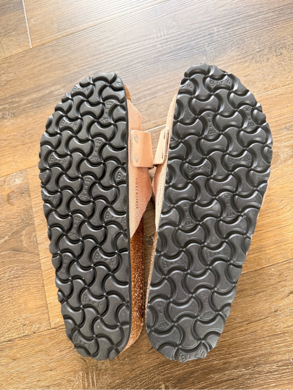 Birkenstock Oita
Suede Leather Light Rose - Picture 9 of 9